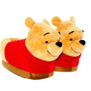 Happy Feet Kids Disney Winnie the Pooh Slippers Size Y1-3 Non-Slip Soles